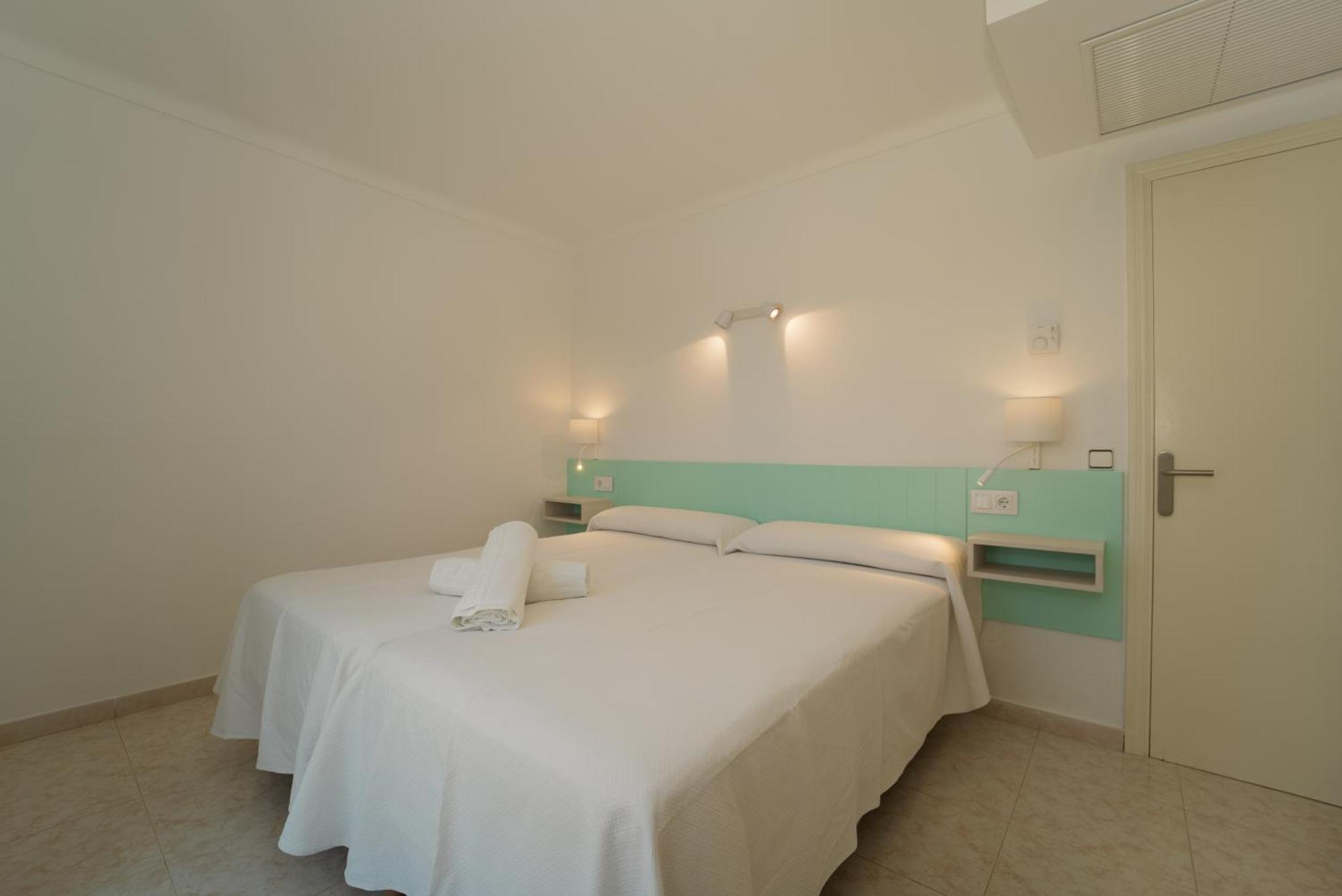 Apartaments Andreas Colonia de Sant Jordi Εξωτερικό φωτογραφία