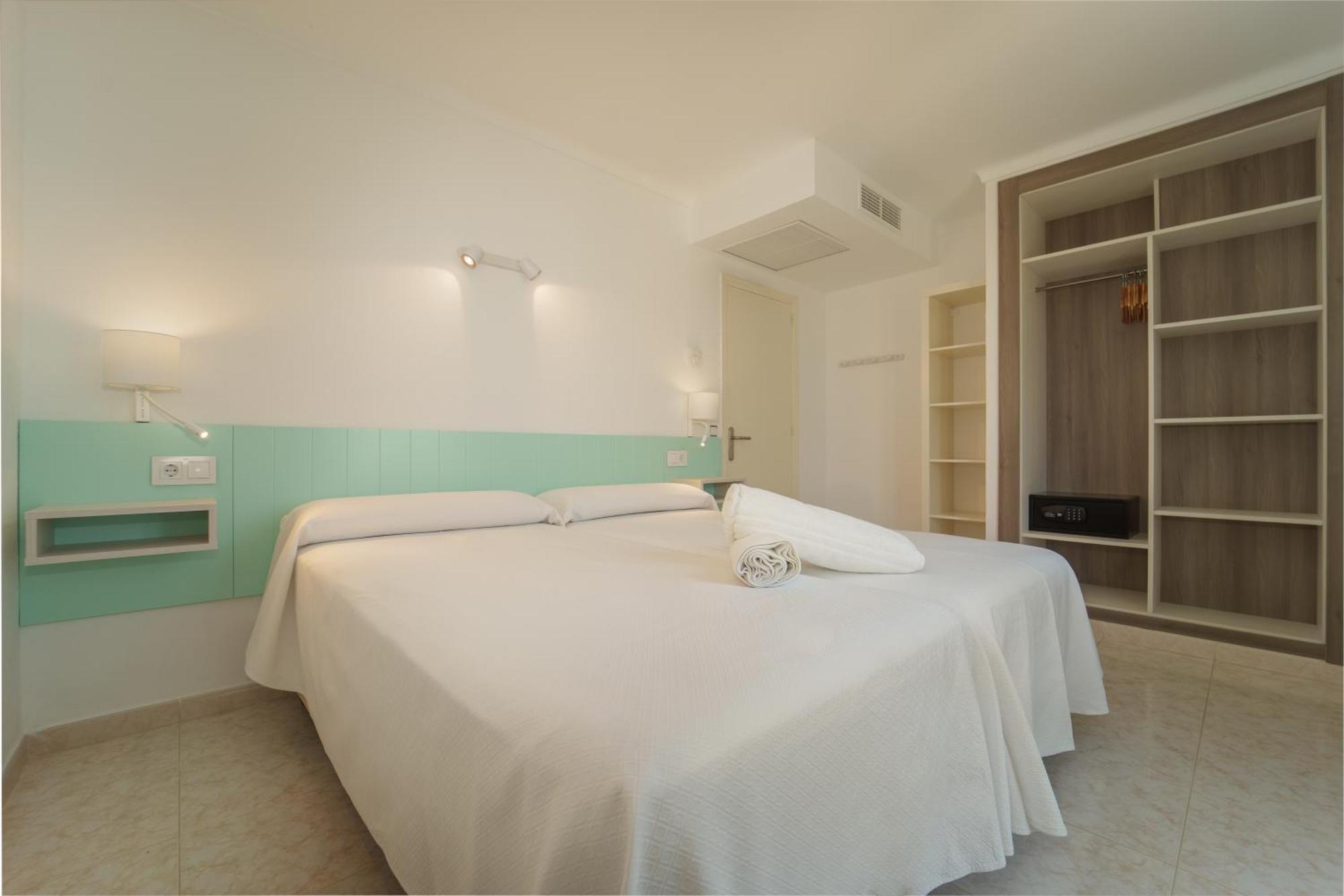 Apartaments Andreas Colonia de Sant Jordi Εξωτερικό φωτογραφία