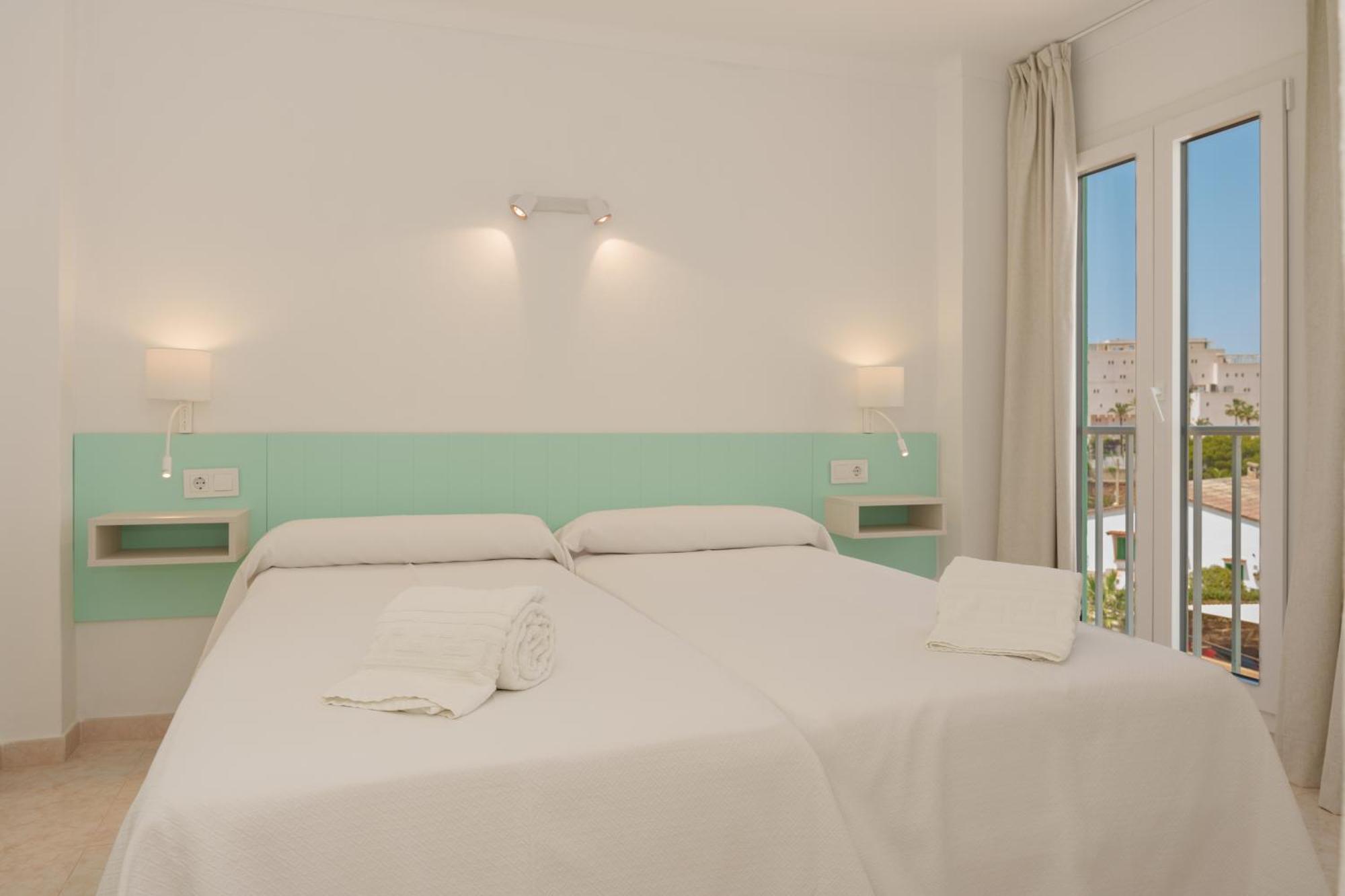 Apartaments Andreas Colonia de Sant Jordi Εξωτερικό φωτογραφία